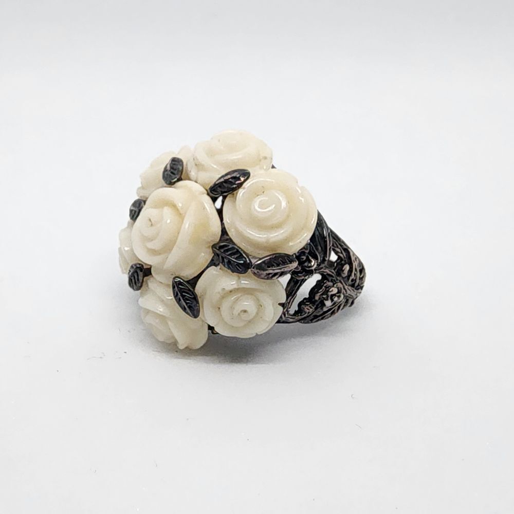 SX Sally C Treasures 8 Sterling Silver Carved White Coral Lrg Rose Bouquet Ring